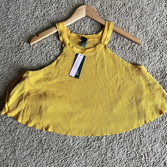 Wild fable flowy cropped Tank, Medium - Picture 5 of 8